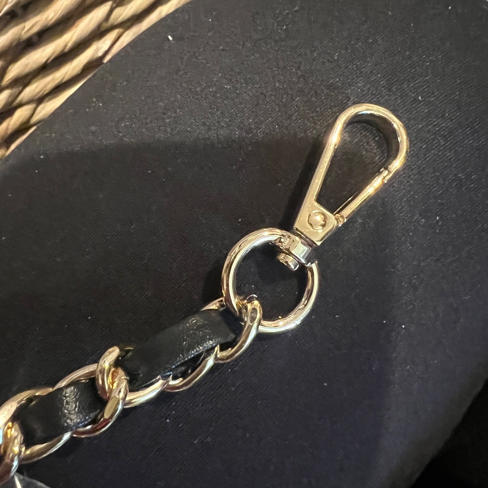 Van enjoy Black leather and gold tone metal crossbody strap. 47” long. Easy snap